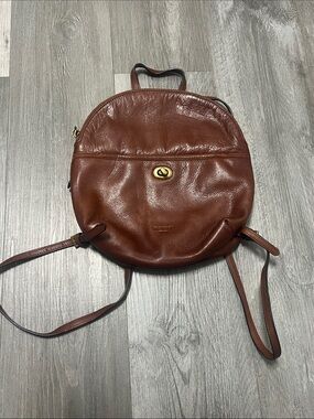 Margot New York Camille Turn Lock Leather Backpack /brown cognac